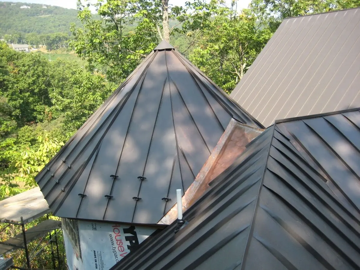 Professional Roof Tarp Installation by Craftsman Roofing in St. Francis